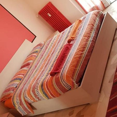Helloguesthouse Olgiate Comasco Экстерьер фото